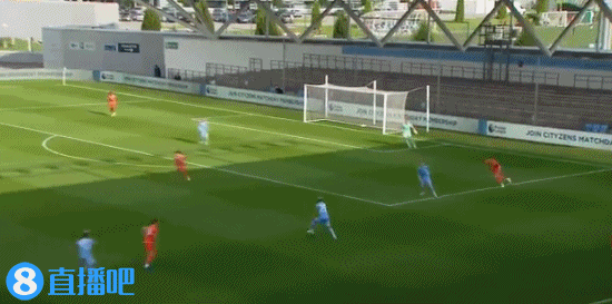 希望之星！埃多兹连续第三场热身赛破门，曼城1-0领先