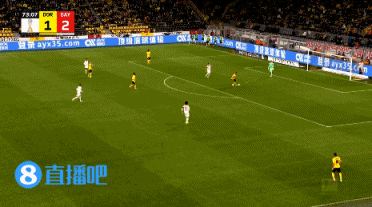 天选之子!阿坎吉送礼,托利索抢断助莱万完成双响