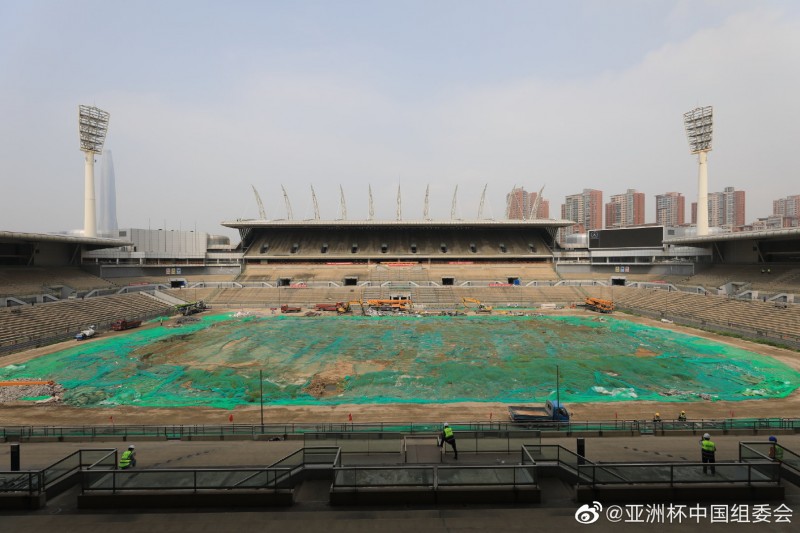 津媒：泰达足球场将临时改名为滨海足球场，明年11月完成改造