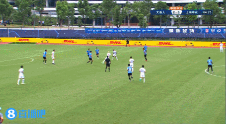 莫雷诺再次助攻巴索戈单刀破门，申花4-2领先大连人