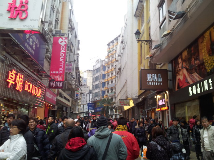 澳门第二季本地居民失业率3.9% 收入中位数维持20,000元