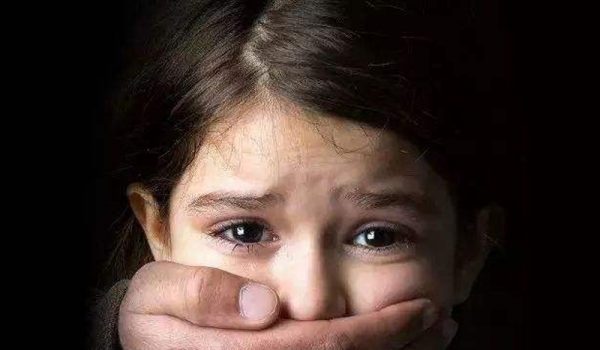 菲律宾人权委员会： 疫情下涉儿童色情案增多