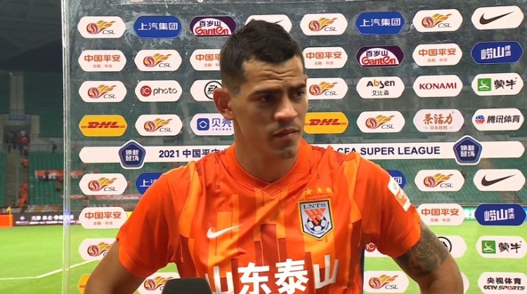 贾德松:第一次穿上泰山战袍很兴奋 最重要的是赢下比赛