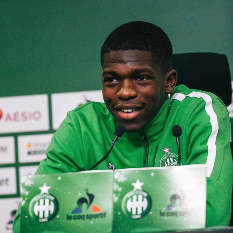 法媒：法国U17小将引切尔西多特关注 亚特兰大准备报价