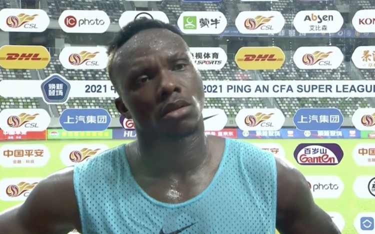 埃弗拉:我也不知道为何难赢球,今天武汉队踢得相当相当好