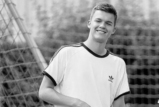 巴拉克之子去世细节:事故发生在自家庄园 被四轮摩托重压