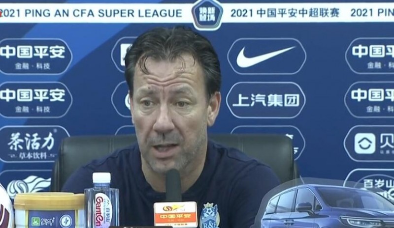 范加斯特:希望球队能保持平稳状态 松口气先不想下阶段比赛