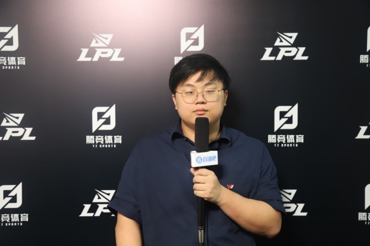 直播吧专访WE教练脚神:其实我本人并没有退役啦