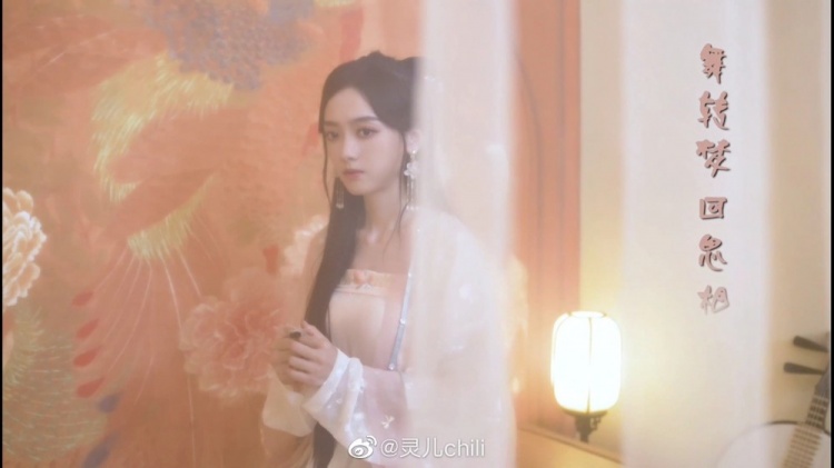 KPL解说灵儿晒照：西厢卧榻冷似霜，舞姬遥忆百里香