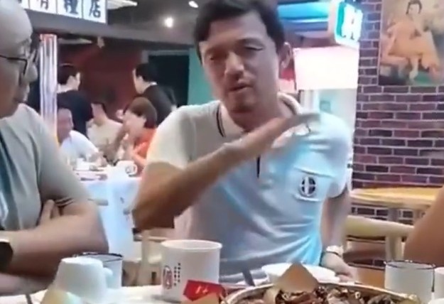 热议谢晖事件：酒肉朋友拍了发上网就很坏