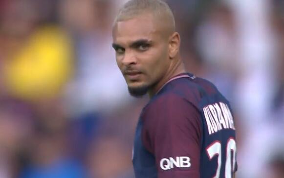 RMC:库尔扎瓦已同意加盟里昂,现需里昂与巴黎达成协议