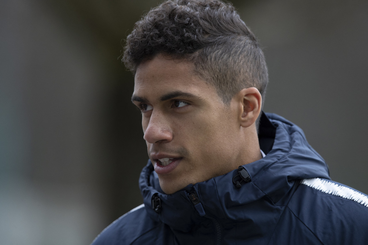 索尔斯克亚:瓦拉内正在处理签证的事宜,联赛首轮有望登场亮相