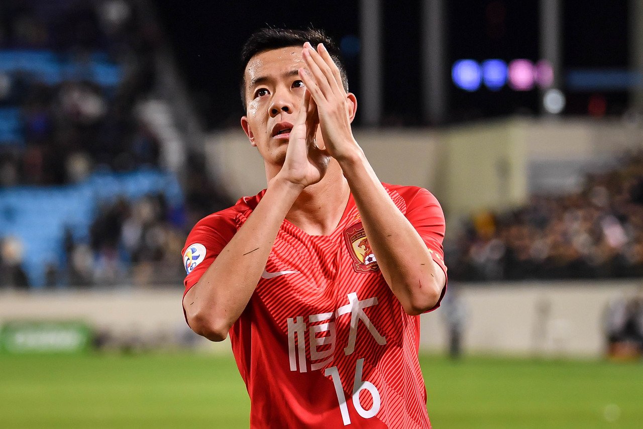 粤媒:黄博文腿伤反复无缘第一阶段比赛,已离开赛区回家休养