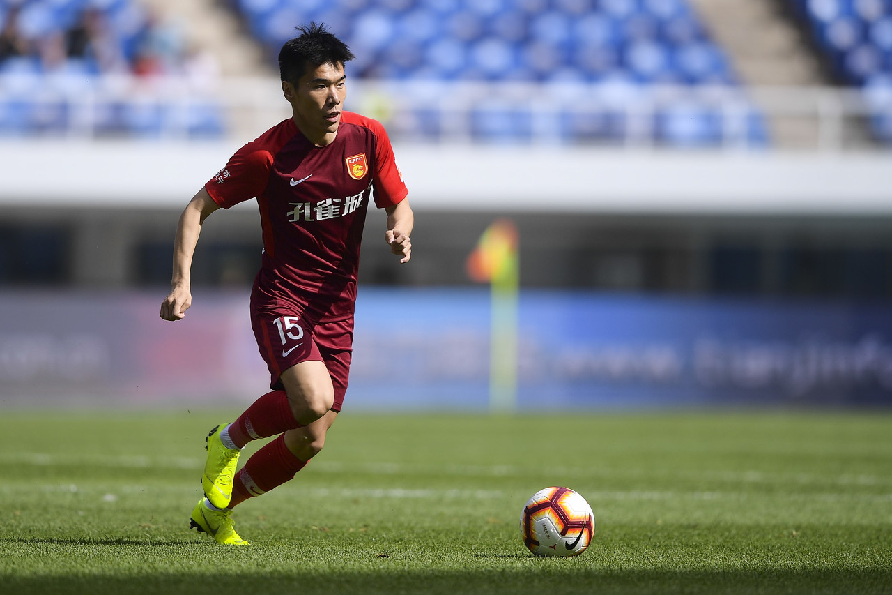 王秋明:入选国足很激动也没想到 希望用表现帮助俱乐部渡过难关