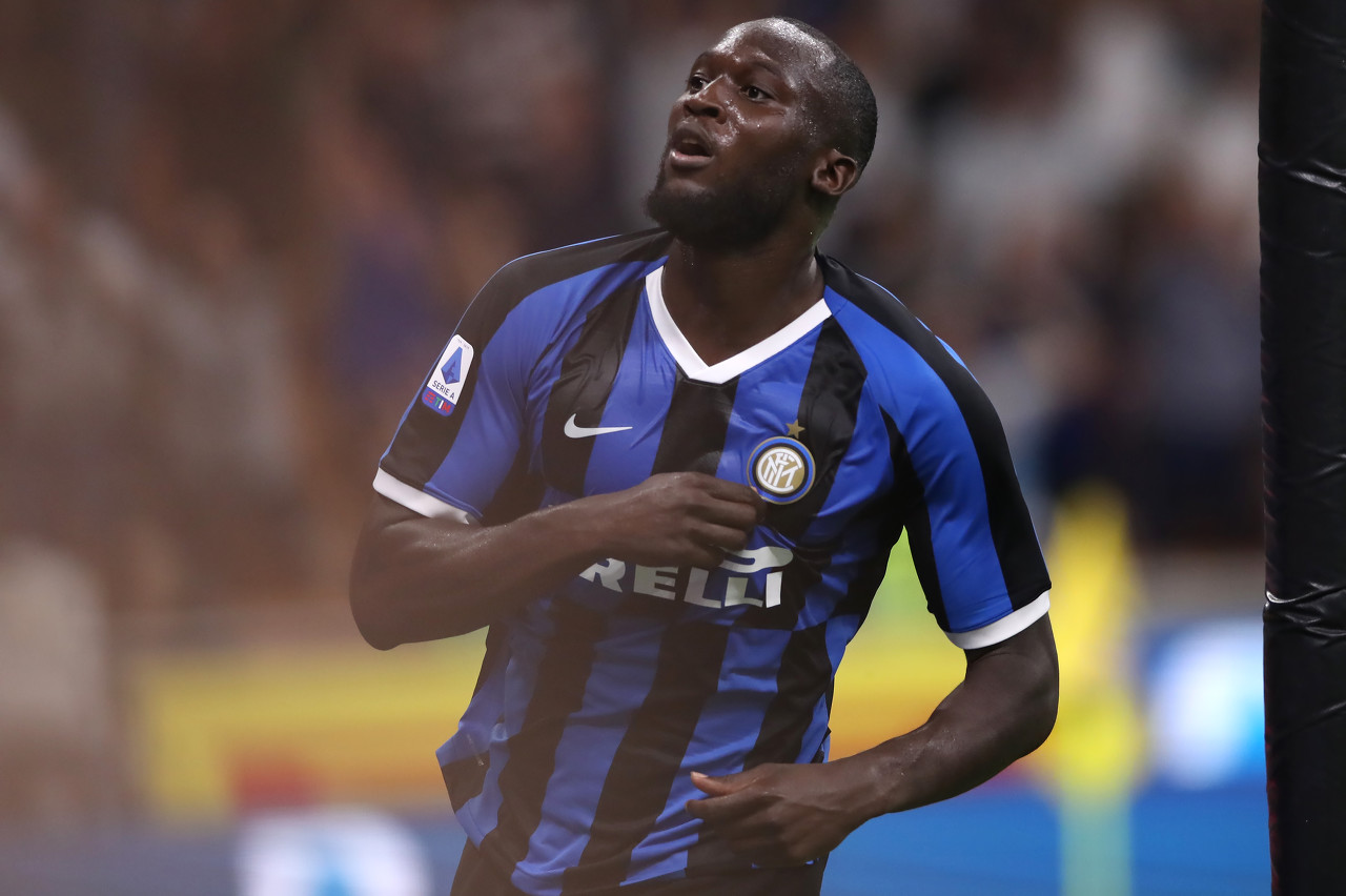 意媒:卢卡库希望转会切尔西,蓝军提供了1.3亿欧报价