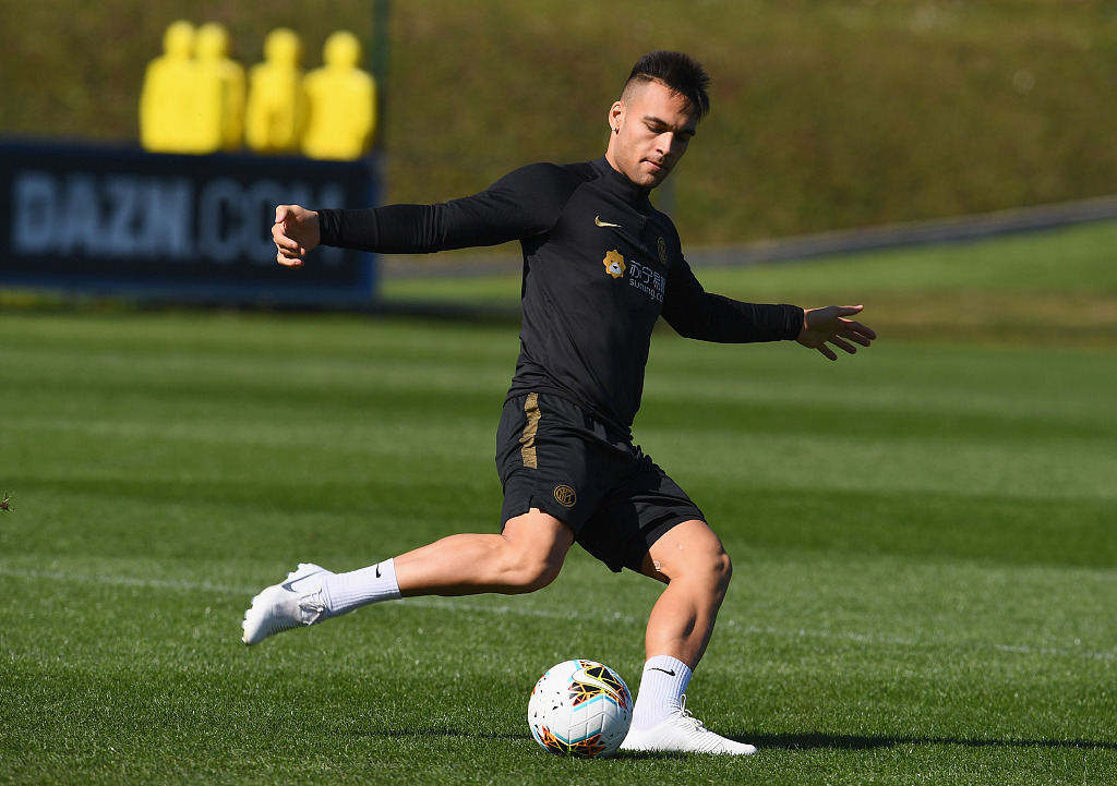 跟队记者：劳塔罗愿与洛赛尔索联手，但热刺尚未与他达成个人协议