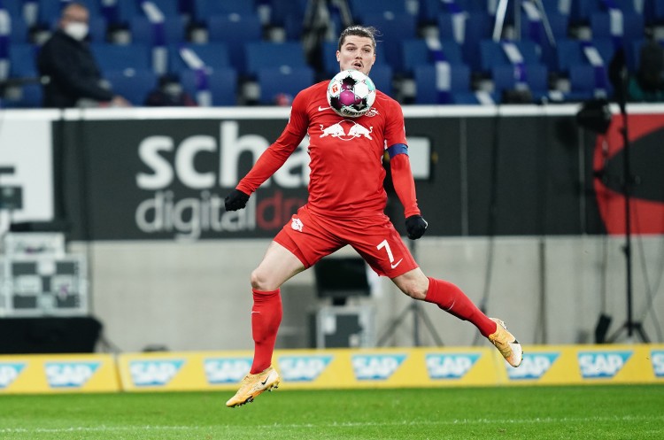 法尔克：萨比策不是拜仁中场引援的唯一目标