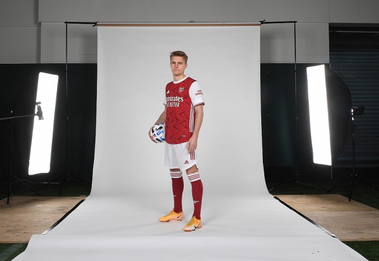 罗马诺:厄德高和拉姆斯代尔签约完成,扎卡续约也将很快官宣