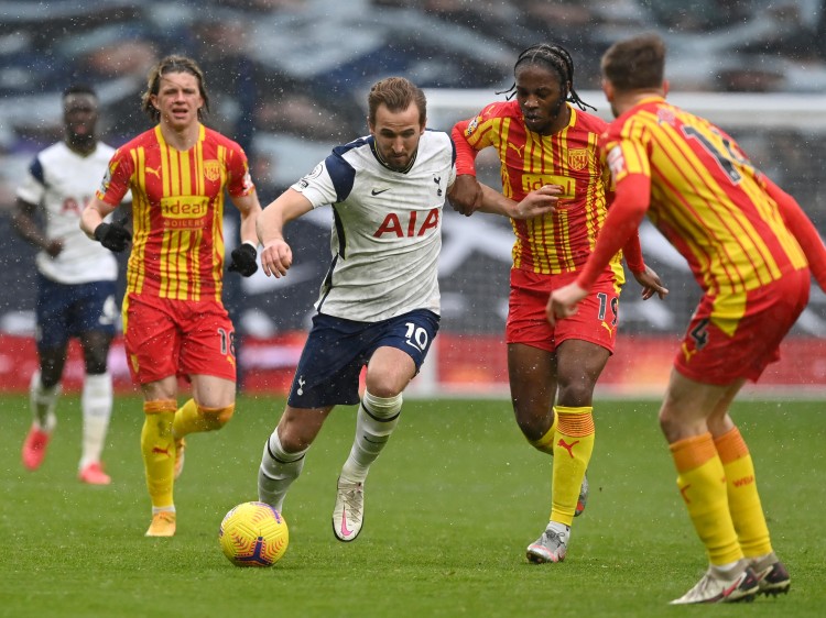 费迪南德:凯恩为热刺付出了一切,为拿冠军而离队不会毁了名声