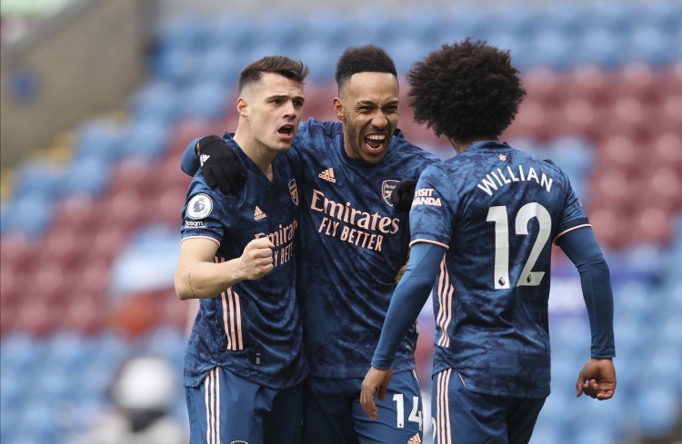 罗马诺：巴萨确定无意签下奥巴梅扬，他和库蒂尼奥的互换不存在