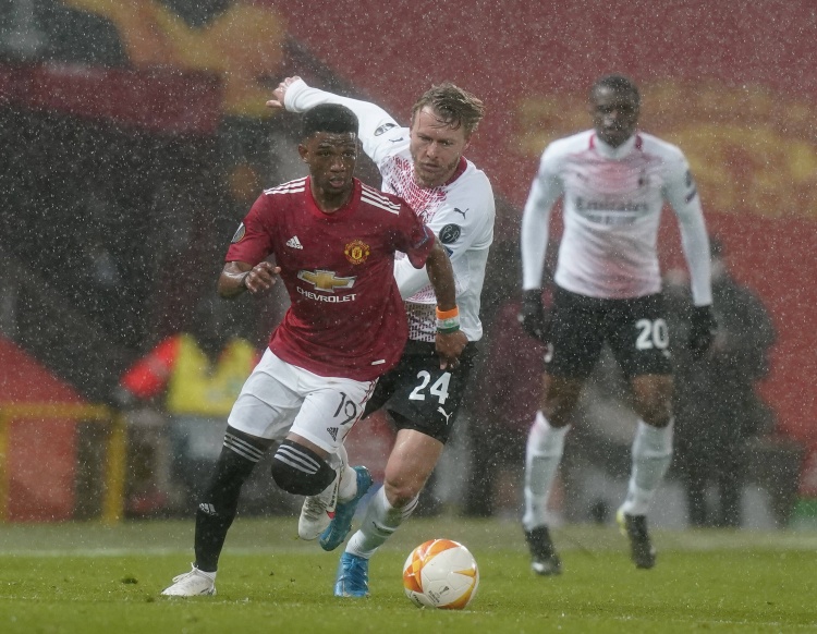 记者：曼联预计将外租阿玛德-迪亚洛，巴塞尔与水晶宫有意