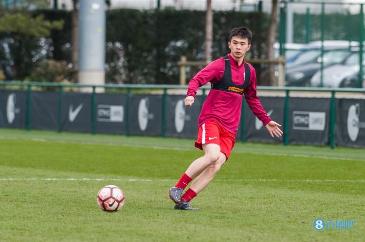 上海海港后卫魏来租借加盟中甲昆山队