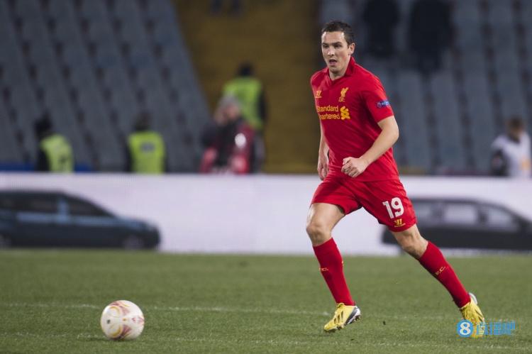 前利物浦中场唐宁宣布退役,结束了20年的球员生涯