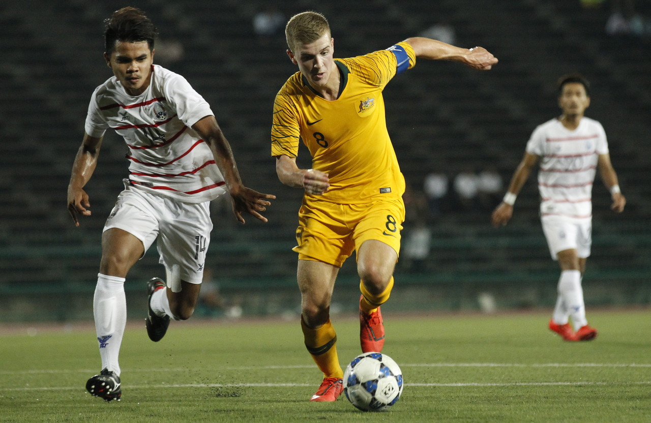 注意防空!澳大利亚40强赛28粒进球中有14粒是头球