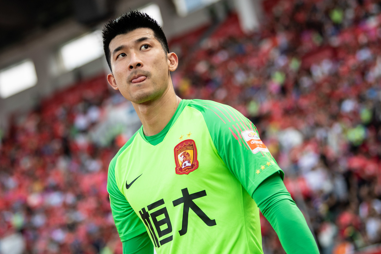 隐私部位受伤缝针仅过7天,刘殿座火线复出担任首发门将