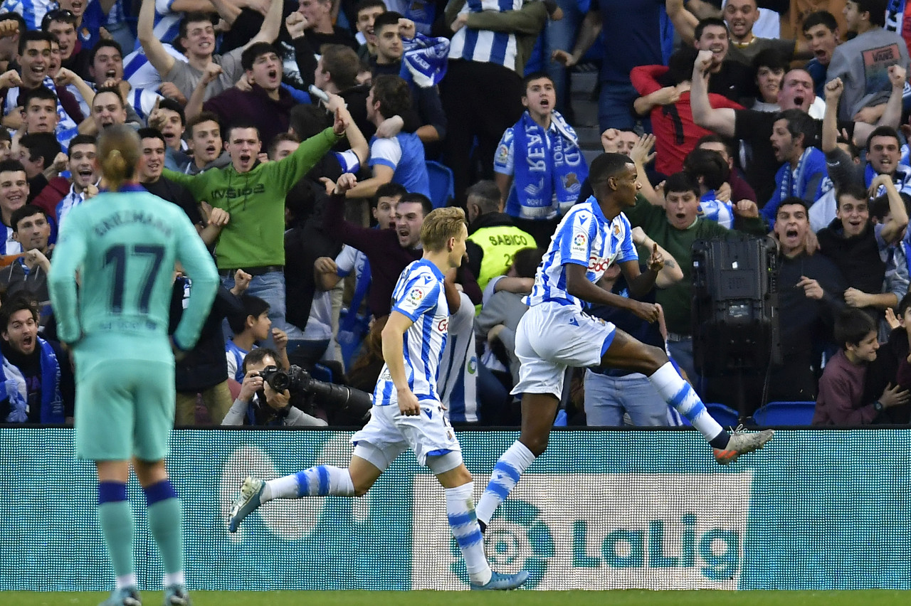 斯基拉:罗马仍有意伊萨克,球员7月份刚与皇社续约