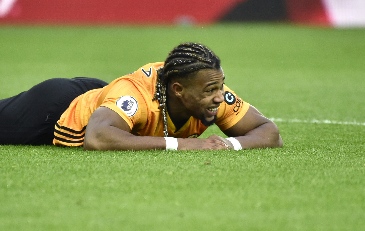 伦敦足球网：热刺希望在转会窗最后八天引进特劳雷