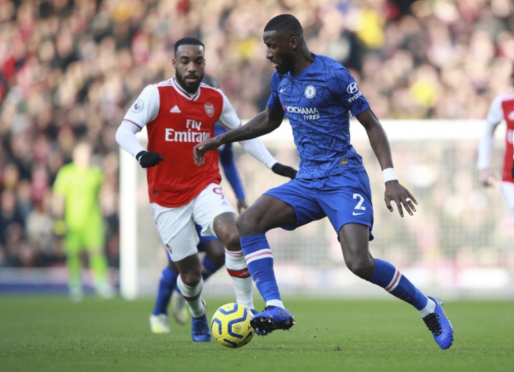 记者：吕迪格在权衡未来选择，皇马和巴黎在关注其情况