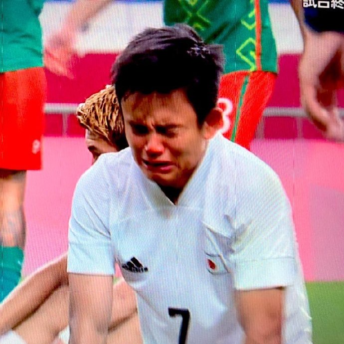 日本国奥无缘奖牌,久保建英赛后痛哭流泪