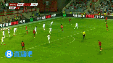 再看亿遍！场边视角回顾C罗读秒绝杀+脱衣庆祝全过程?