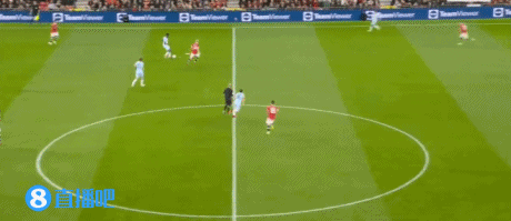 亚尔莫连科空门中柱,1分钟后诺布尔单刀球被亨德森扑出