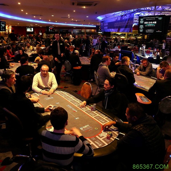 Rob Yong决定将Dusk Till Dawn扑克室重新开放