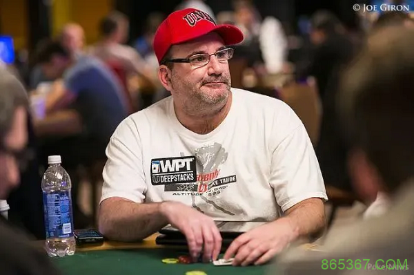 Mike Matusow在推特上称NFT是“狗屎”