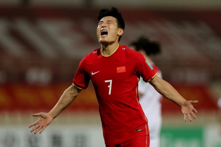 新华社“中国足球走基层”系列调研：留洋道阻且长 青训上下求索