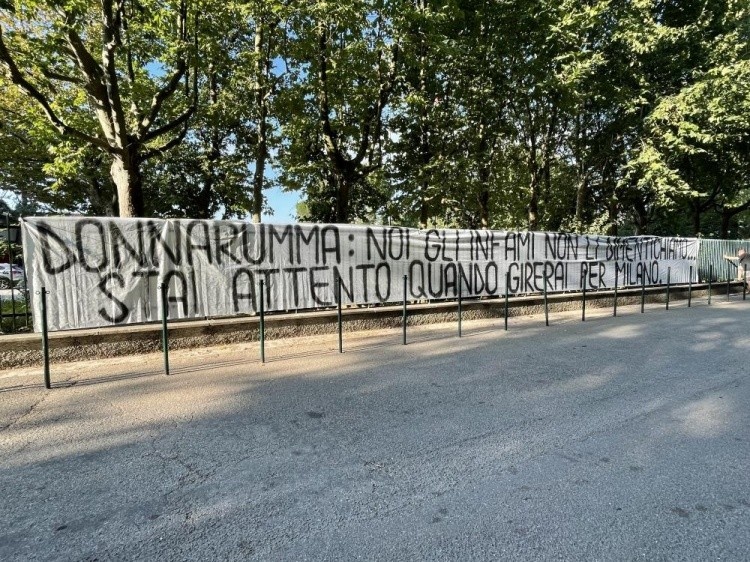 大多纳鲁马回应威胁横幅:多纳鲁马永远都是米兰的球迷