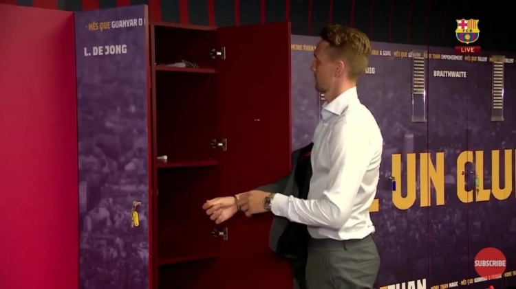 荷媒:卢克-德容将会使用梅西留下的更衣柜