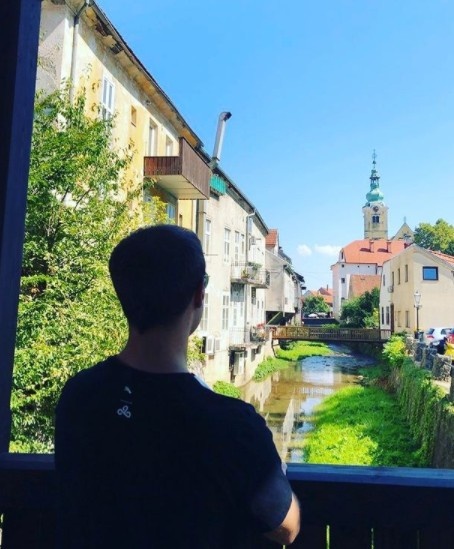 C9中单Perkz晒照:面向冰岛 展望世界赛