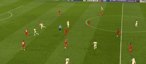 2745天,米兰和利物浦在欧冠重逢了,这次只有满满敬意