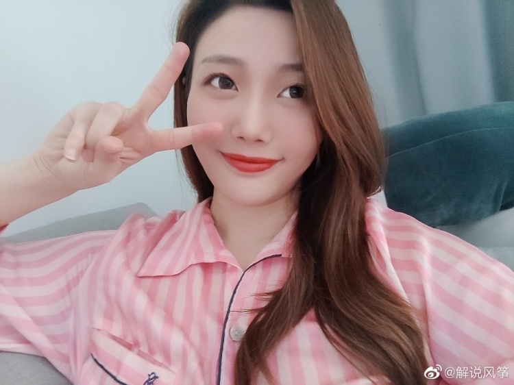 PCL解说风筝晒照：仙女自拍~