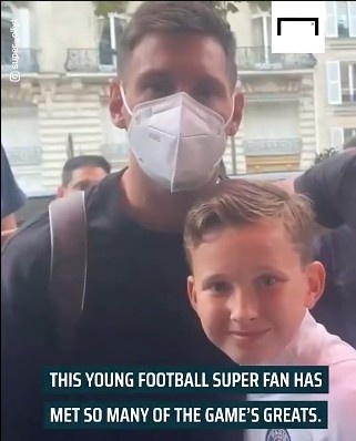 实名羡慕!小男孩环游世界与梅西、贝克汉姆等各大球星合影?