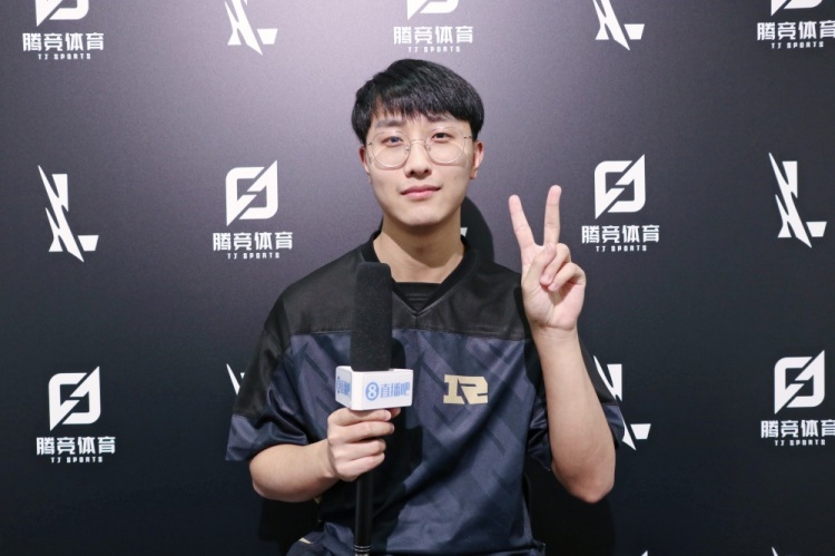 直播吧专访HanXuan：从端游转手游，打团细节和想法都会比较好