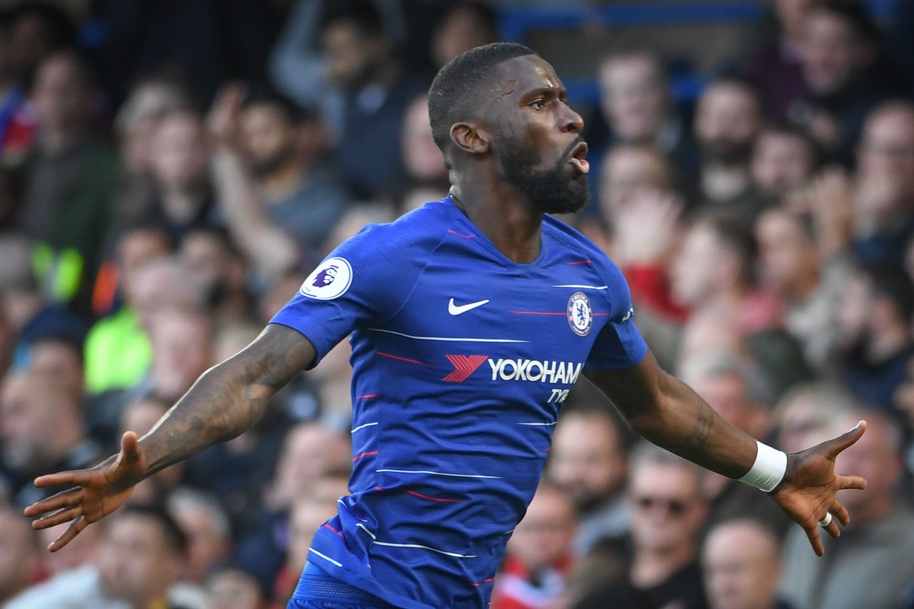 法尔克:拜仁已联系吕迪格经纪人,但球员倾向与切尔西续约