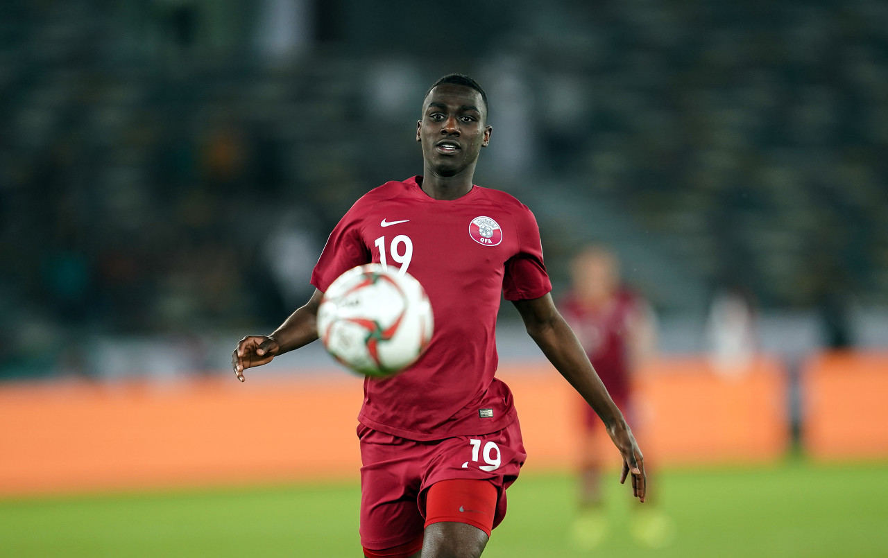 实力差距明显，卡塔尔0-4惨败于塞尔维亚