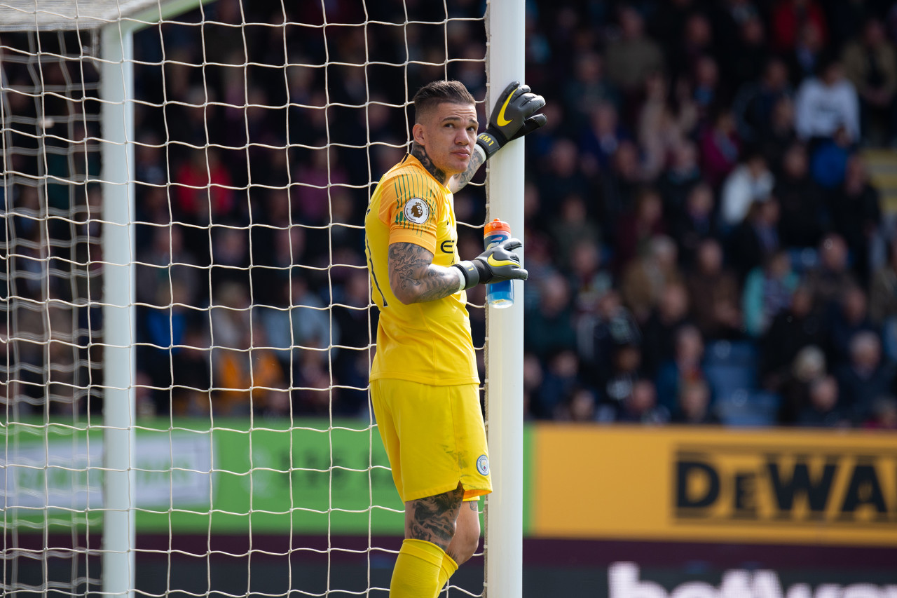 埃德森打趣:我可以踢德布劳内的位置,而且不会有任何区别