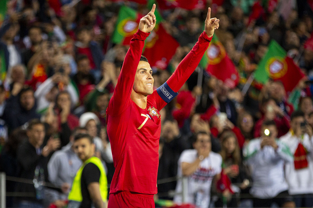 桑托斯:很高兴最终得到两个伟大进球 C罗一直都是这般出色