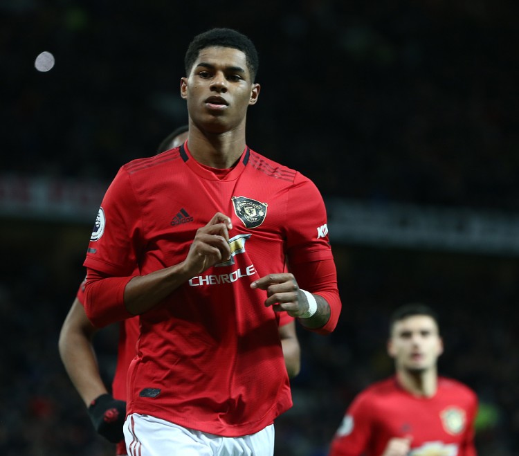 镜报:拉什福德恳求首相鲍里斯-约翰逊不要削减通用信贷